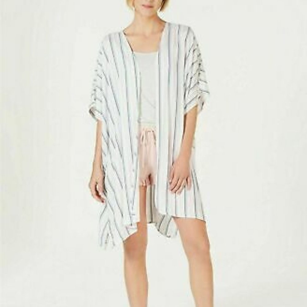 Jenni Light Weight Printed Short-Sleeve Wrap